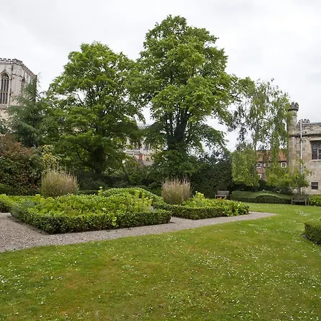 Apartment 1 Talbot Court York